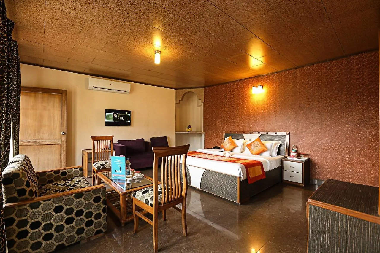 ***  Capital O 18601 Zurich Resort India